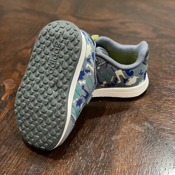 Adidas sneakers - Picture 5 of 5